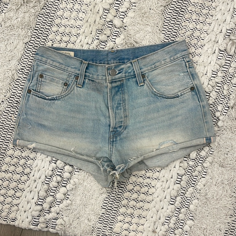 Levi’s 501 shorts
